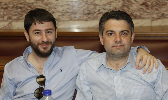 «Σκληρό ροκ» Ανδρουλάκη στο ΠΑΣΟΚ: Διαγραφές με μηνύματα σε Δούκα και... διαφωνούντες