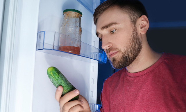 Πώς να αποθηκεύετε τα αγγούρια για να μην μαλακώνουν και μουχλιάζουν