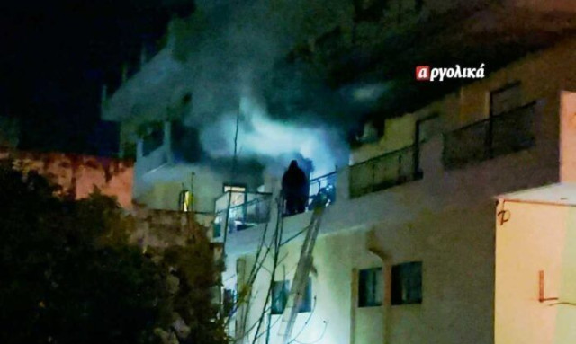 Άργος: Δραματική διάσωση κατοίκων μετά από φωτία σε πολυκατοικία