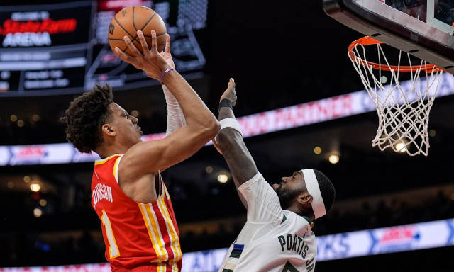 NBA: Σε ελεύθερη πτώση οι Μπακς - Βαριά ήττα από Χοκς χωρίς Αντετοκούνμπο