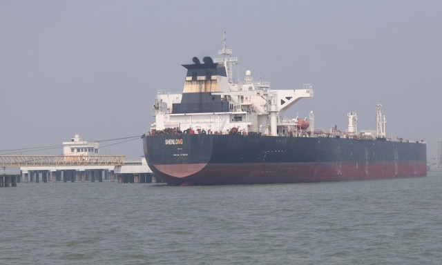 Τραμπ για τα Στενά του Ορμούζ: Όσοι προμηθεύονται πετρέλαιο από εκεί, να φροντίσουν για την ασφάλεια