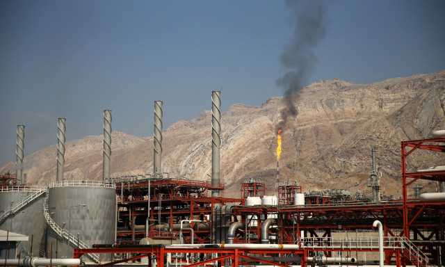 IEA: Άμεσα στην παγκόσμια αγορά πάνω από 400 εκατ. βαρέλια πετρελαίου - Ξεκινάει η αποδέσμευση