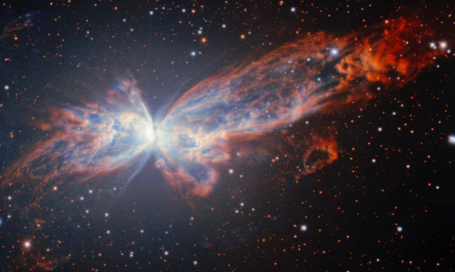 Ξηρός πάγος στο πλανητικό νέφος NGC 6302 αποκαλύπτει νέους δρόμους στη χημεία του διαστήματος