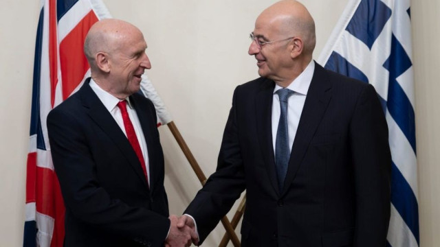 Ελλάδα και Βρετανία «ενώνουν δυνάμεις» στα drones: Τι συζήτησαν Δένδιας και Healy