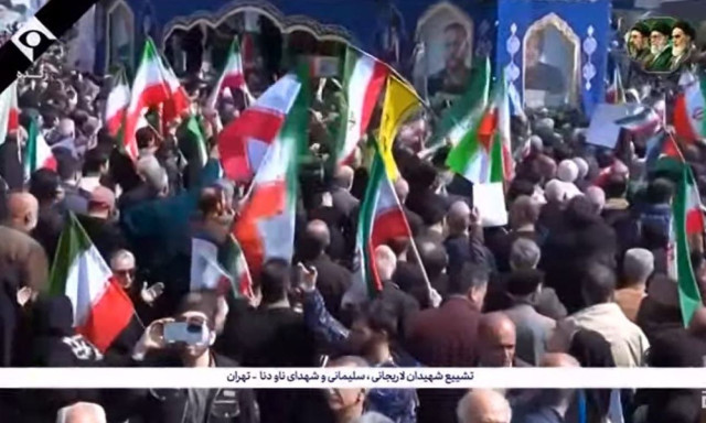 LIVE: Σε εξέλιξη οι κηδείες Λαριτζανί – Σολεϊμανί στην Τεχεράνη