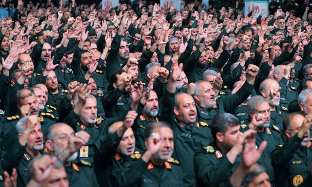 Ισραήλ: Ζητά από τους Ιρανούς να εξεγερθούν – Παρασκηνιακά εκτιμά ότι «θα σφαγιαστούν»