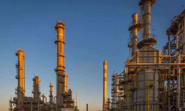 Ιράν: Σε εξέλιξη νέο κύμα επιθέσεων σε διυλιστήρια στον Κόλπο