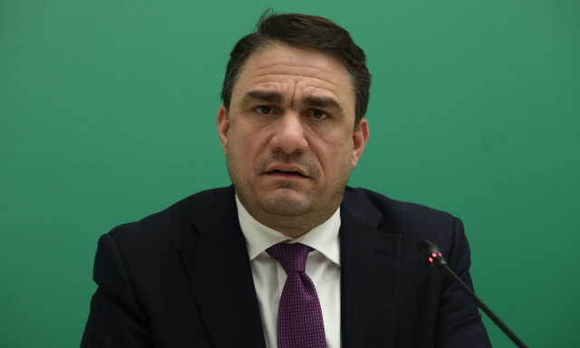 Τσουκαλάς: «Η κυβέρνηση κερδοσκοπεί με όχημα την αύξηση των τιμών»