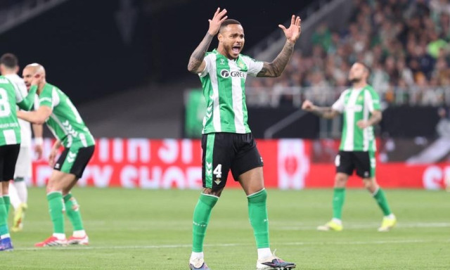 LIVE Μπέτις - Παναθηναϊκός 3-0: Καταρρέουν οι «πράσινοι» μετά το γκολ-σκάνδαλο