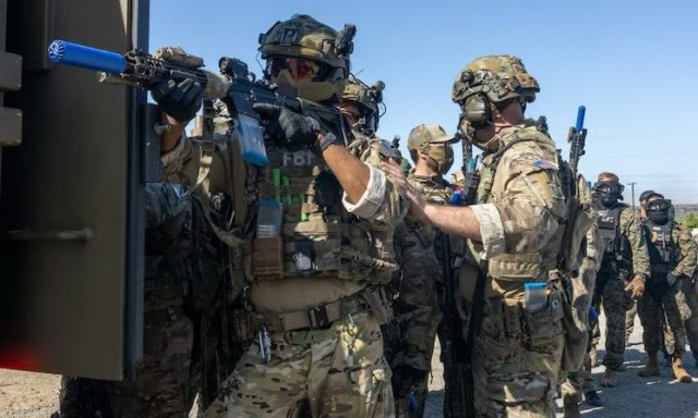 Θα μπουν χερσαίες δυνάμεις στο Ιράν; Για νέα «Μάχη της Καλλίπολης» προειδοποιεί Αμερικανός ειδικός