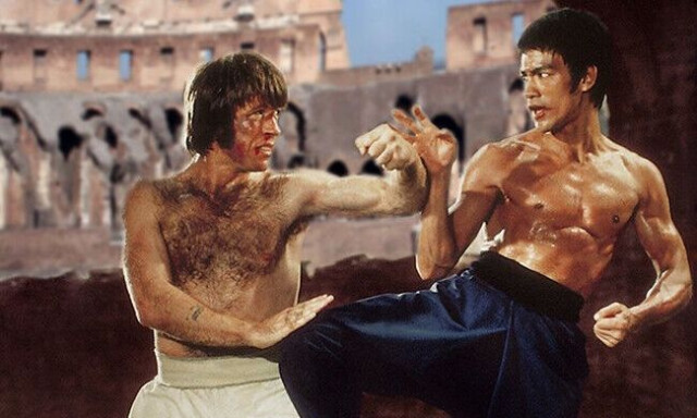 «Θέλω να σκοτώσω τον παγκόσμιο πρωταθλητή»: H επική αναμέτρηση Τσακ Νόρις -  Μπρους Λι