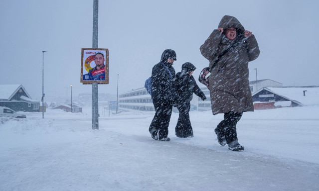 Πόλεμος στο Ιράν: Πώς αλλάζει τις παγκόσμιες ισορροπίες ο θυμός των ψηφοφόρων για τα ακριβά καύσιμα