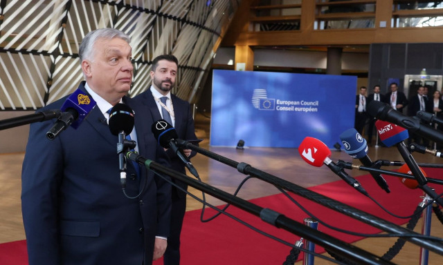 Σύγκρουση στην ΕΕ για το δάνειο στην Ουκρανία: Ο Μερτς καταγγέλλει την «ανεντιμότητα» του Όρμπαν