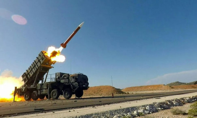 Επιστροφή των ελληνικών Patriot από τη Σαουδική Αραβία ζητούν ρητά ΣΥΡΙΖΑ, ΚΚΕ, ΝΕΑΡ