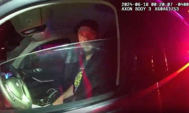 Τζάστιν Τίμπερλεϊκ: Η στιγμή της σύλληψής του για οδήγηση υπό την επήρεια αλκοόλ