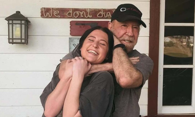 Τσακ Νόρις: «Ο κόσμος έχασε έναν θρύλο, αλλά εγώ έχασα τον παππού μου», λέει η εγγονή του