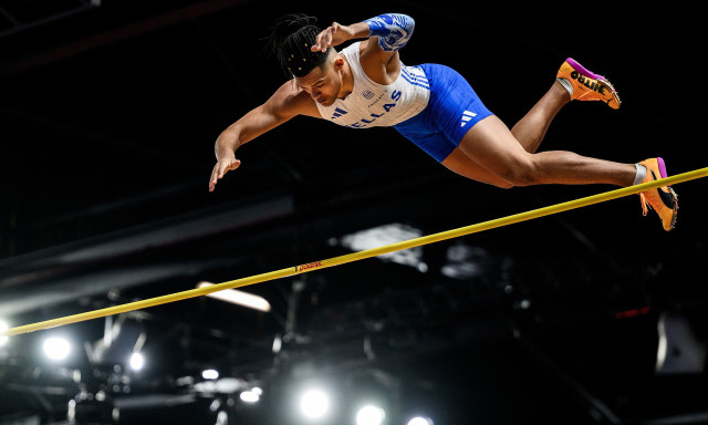 LIVE Παγκόσμιο Κλειστού Στίβου: Ο τελικός του Εμμανουήλ Καραλή