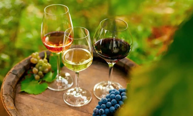 Από το αυστριακό κρασί στο Δελχί ως τις ινδικές κουβέρτες στην Ευρώπη