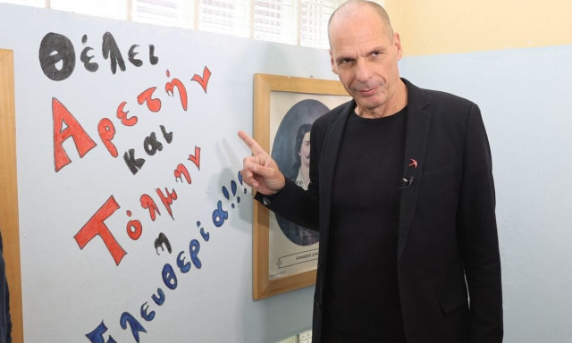 Απίστευτη δήλωση Βαρουφάκη στη Hurriyet: Κακώς έστειλε η Ελλάδα F16 και φρεγάτες στην Κύπρο