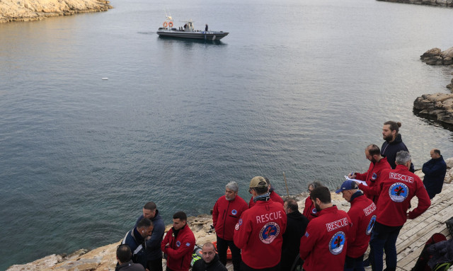 Αγνοείται δύτης στα λιμανάκια της Βουλιαγμένης - Μεγάλη επιχείρηση του Λιμενικού 