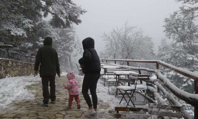 Παγετός την Κυριακή: Στους -5 °C «βούτηξε» ο υδράργυρος το πρωί - Πού «πάγωσε» η Ελλάδα