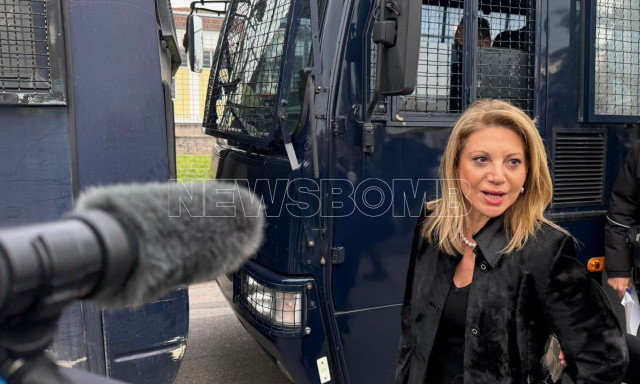 Δίκη για τα Τέμπη – Καρυστιανού: Για το θάνατο του παιδιού δεν έχει γίνει έρευνα