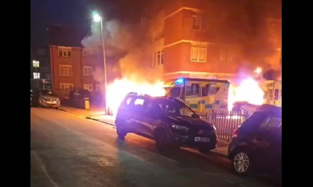 Λονδίνο: Εμπρηστική επίθεση σε τέσσερα ασθενοφόρα εβραϊκής κοινότητας