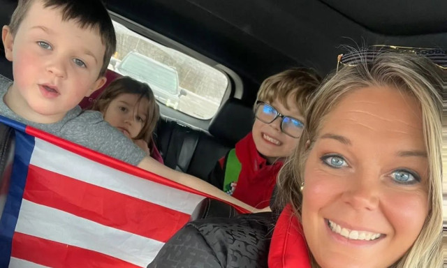 Σπαρακτικές φωτογραφίες από την τελευταία έξοδο: Ρεπόρτερ κάηκε μαζί με τα 3 παιδιά της