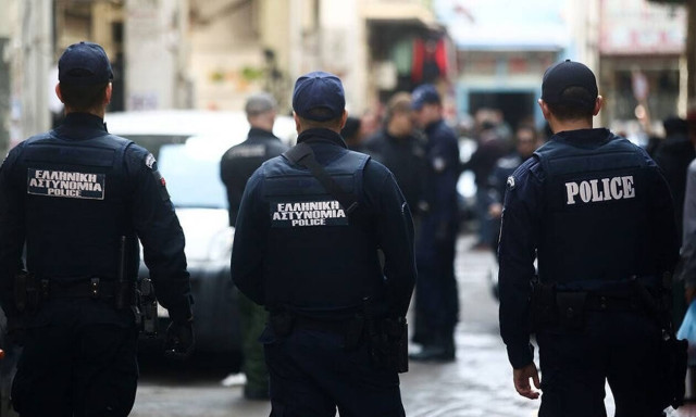 Απάτες εκατομμυρίων ευρώ σε βάρος ΕΦΚΑ: 22 συλλήψεις λογιστών και επιχειρηματιών