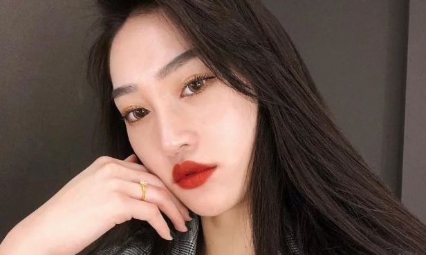 Νεκρή 29χρονη influencer από καρκίνο - Νόμιζε πως είχε μυϊκό τραυματισμό