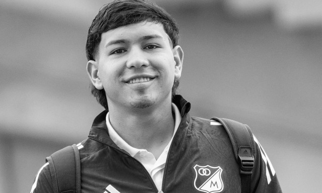 Τραγωδία στην Κολομβία: Πέθανε 18χρονος ποδοσφαιριστής που κατέρρευσε την ώρα του αγώνα