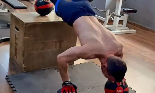 Ο Κρητικός διδάκτωρ που σπάει τα κοντέρ των Guinness