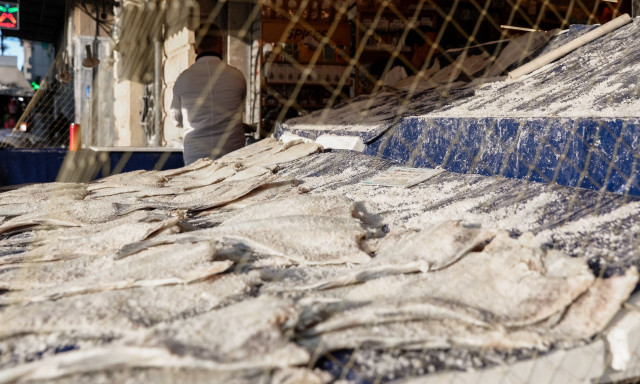 25η Μαρτίου: Τι να προσέξετε όταν αγοράζετε μπακαλιάρο - Αναλυτικές συμβουλές