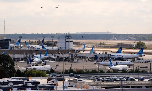 Αεροπορικός κολοσσός καταργεί θέσεις οικονομικής θέσης υπέρ ακριβότερων premium καμπινών