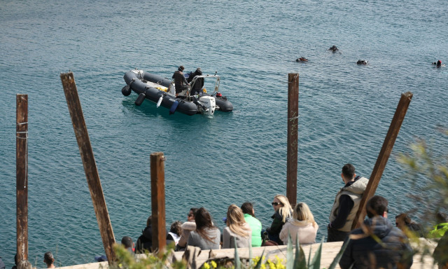 Λιμανάκια Βουλιαγμένης: «Σβήνουν» οι ελπίδες για τον δύτη - «Έχει βρεθεί οπτικό υλικό του 34χρονου»