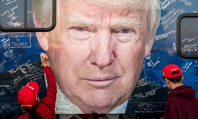 Liveblog: Η Τεχεράνη απέρριψε το σχέδιο των ΗΠΑ - Λευκός Οίκος: Θα πλήξουμε ακόμη πιο σκληρά το Ιράν