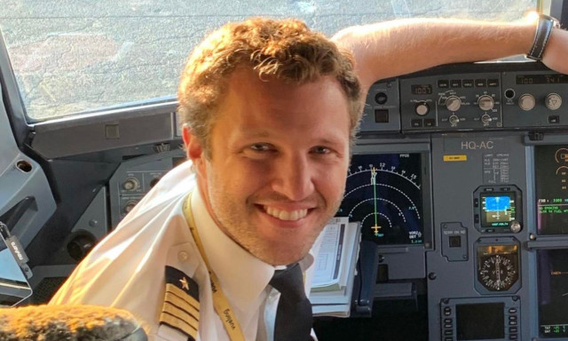 Βουλιαγμένη: Συγκινεί η μητέρα του 34χρονου δύτη που έχασε τη ζωή του στο «Πηγάδι του Διαβόλου»