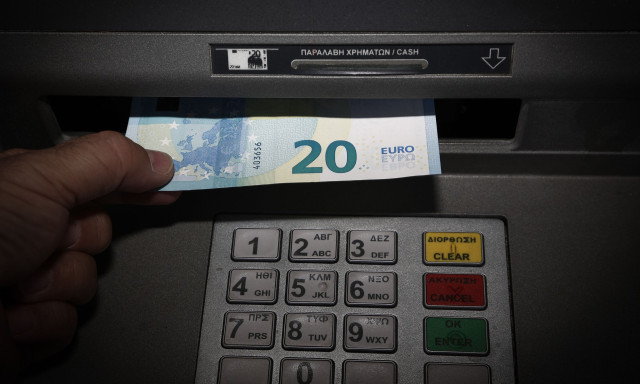 Εμπορικός Σύλλογος Πειραιά για κατώτατο μισθό: Επιβάρυνση 55–60 ευρώ μηνιαίως ανά εργαζόμενο