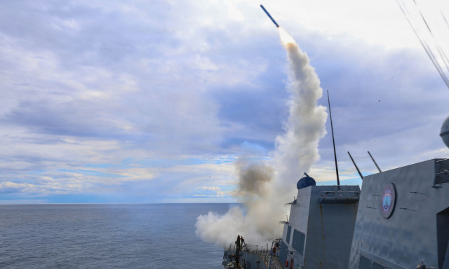 Τα αμερικανικά αποθέματα Tomahawk υπό πίεση – Εκτοξεύτηκαν πάνω από 850 πύραυλοι σε έναν μήνα