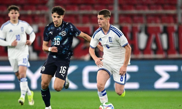 LIVE Ελλάδα - Παραγουάη 0-0 - Σέντρα στο Φάληρο