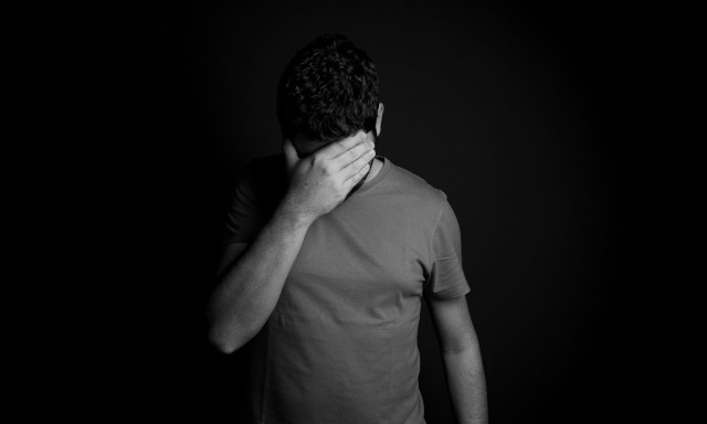 Ευθανασία στην Ελλάδα: Τι ισχύει στη χώρα μας για την παθητική και την ενεργητική αυτοκτονία