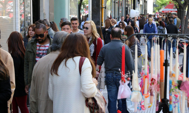 Εορταστικό ωράριο Πάσχα 2026: Σε ισχύ από 2 Απριλίου - Ποια Κυριακή θα είναι ανοιχτά τα καταστήματα