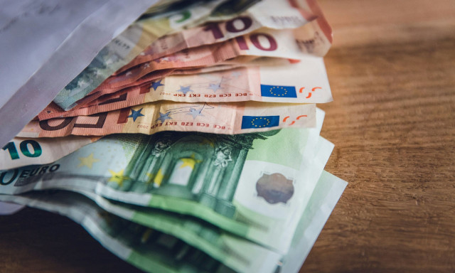 Δώρο Πάσχα 2026: Τι ισχύει μετά την αύξηση στον κατώτατο μισθό