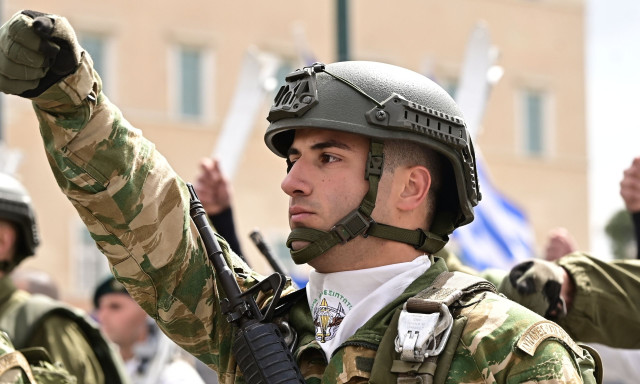 Προκαταβολική κάλυψη κάθε υγειονομικής δαπάνης άνω των 300 ευρώ για τα στελέχη των Ενόπλων Δυνάμεων