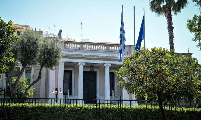 Γραμμή άμυνας Μαξίμου σε υποκλοπές και Τέμπη: «Η Δικαιοσύνη δεν γίνεται στα τηλεοπτικά παράθυρα»