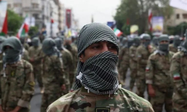 Ιράν: Το καθεστώς επιστρατεύει 12χρονα παιδιά για να περιπολούν στις πόλεις