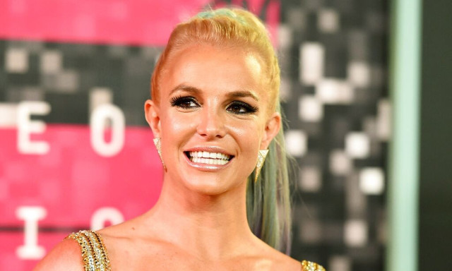 Η Britney Spears σπάει τη σιωπή της για πρώτη φορά μετά τη σύλληψή της
