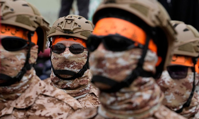 Πρόεδρος ιρανικού κοινοβουλίου: «Περιμένουμε τους Αμερικανούς πεζοναύτες και τους συμμάχους τους»