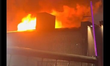 Ξύπνησαν μνήμες Κραν Μοντανά - Στις φλόγες κλαμπ με 750 θαμώνες κοντά στο Στρασβούργο