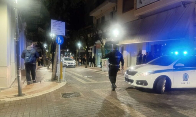 Αγρίνιο: Αναζητούνται τρεις ανήλικοι για το μαχαίρωμα 16χρονου στο κέντρο της πόλης